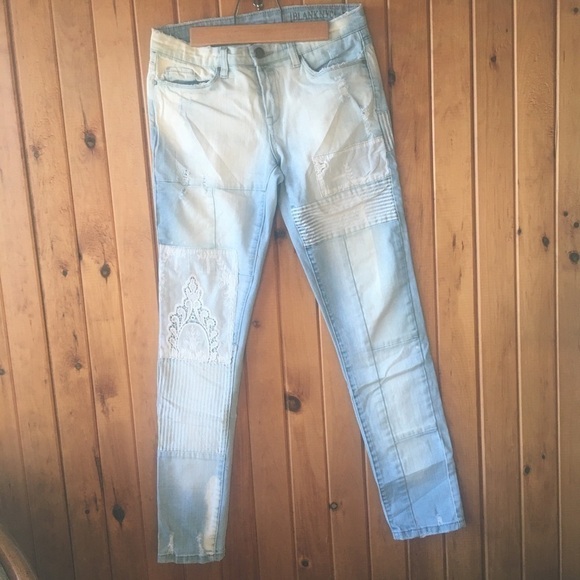 BLANK NYC patchwork distressed jeans - Picture 2 of 14